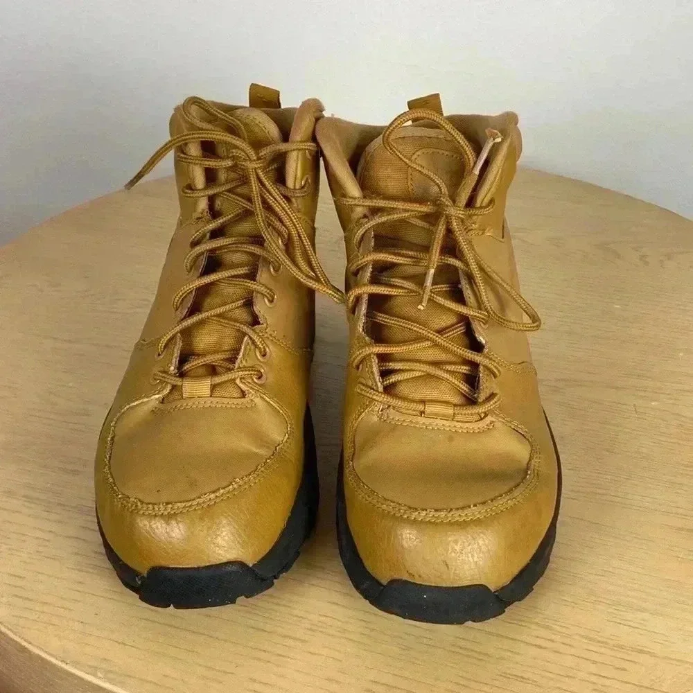 Nike Manoa LTR Boys 6.5 Leather Tan‎ Brown High Top Sneaker Boot Comfort Outdoor